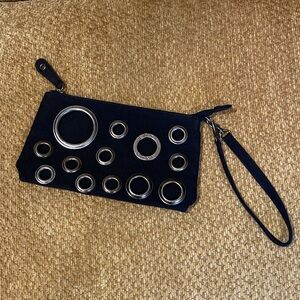 🌼 NWOT Roxy Clutch